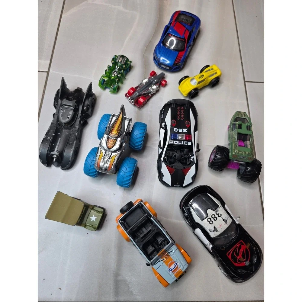 Mixed Toy Car Lot Hot Wheels Monster Jam Batmobile Audi R8 Gulf Police 10pc‎ A3